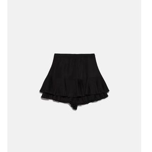 Black Zara skort